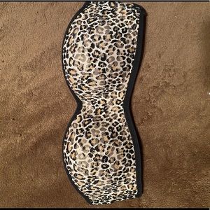 Victoria’s Secret Strapless Bra